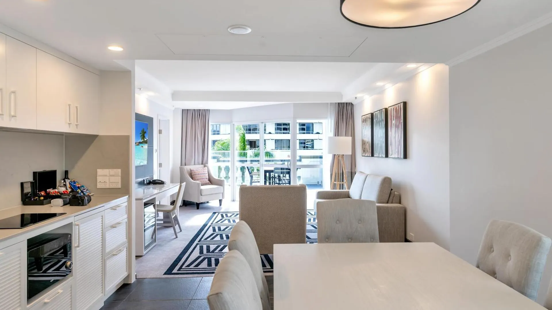 Pullman Cairns International Hotel