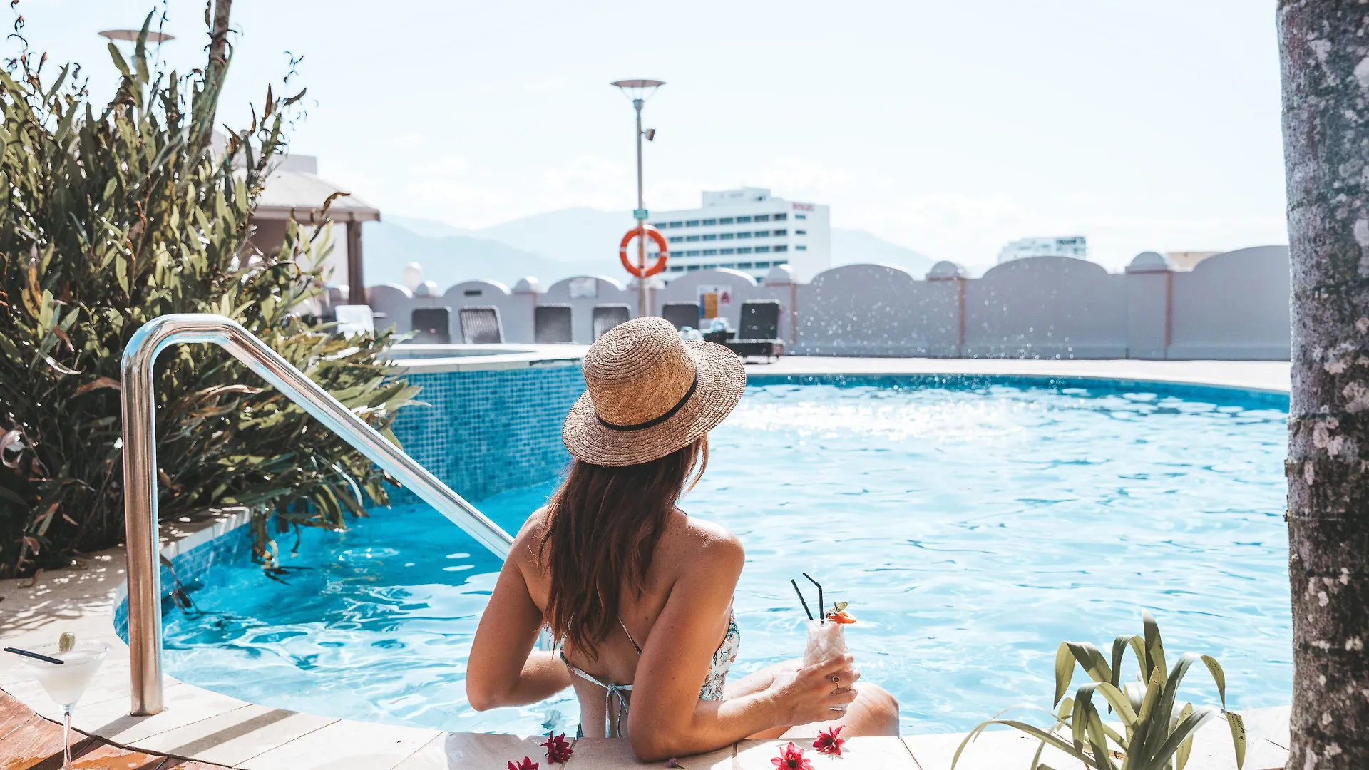 Pullman Cairns International Hotel 5*,